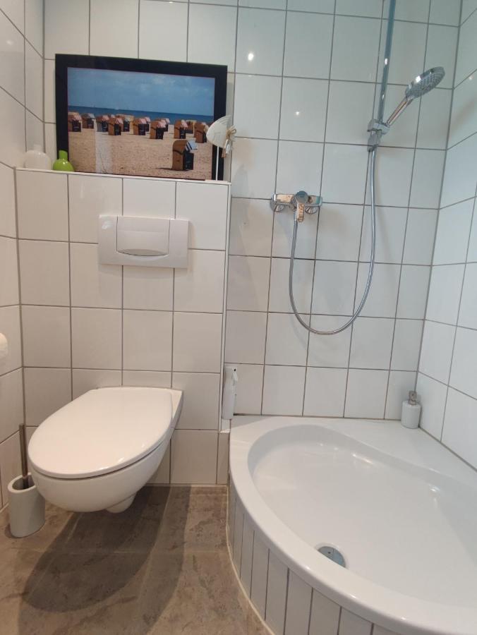 קרלסרוהה Zen Apartment - Spacious - Garden - Kitchen מראה חיצוני תמונה